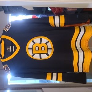 Bruins fanatics vintage Nhl jersey